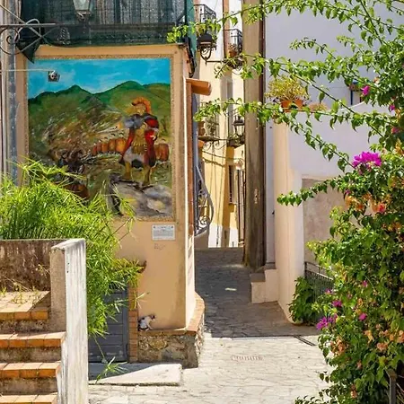 Casa In Pieno Centro Storico X5 Persone, Nuovamente Disponibile Dal 22 Agosto Al 15 Settembre Holiday home San Nicola Arcella