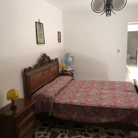 Casa In Pieno Centro Storico X5 Persone, Nuovamente Disponibile Dal 22 Agosto Al 15 Settembre * San Nicola Arcella